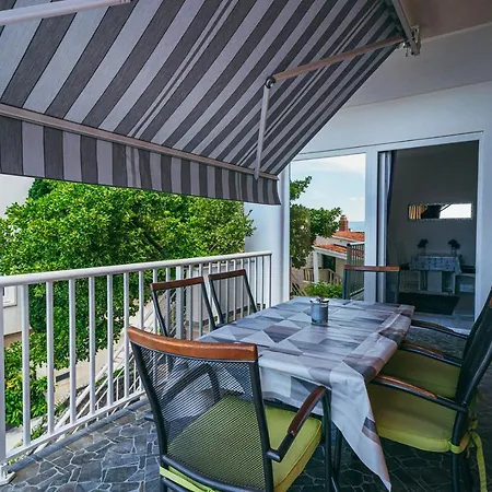 Apartment Sea Paradise *