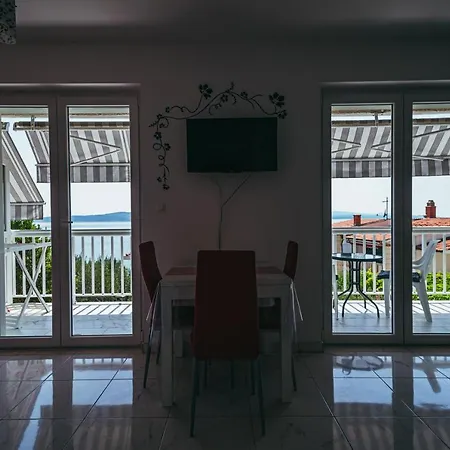 Sea Paradise Apartment